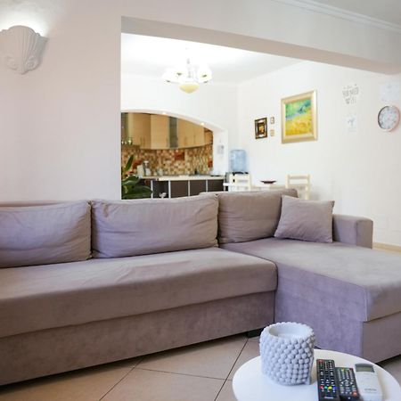 Tirana Centre Lions Gate 1 Apartment Экстерьер фото