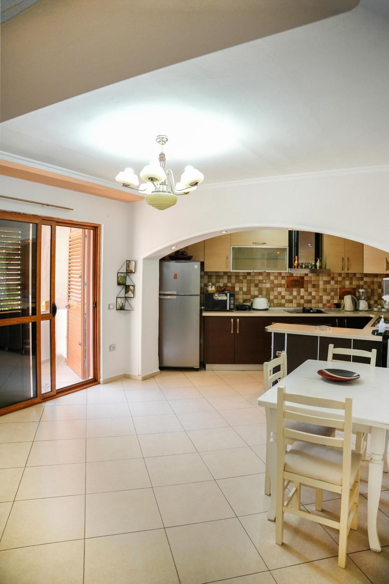 Tirana Centre Lions Gate 1 Apartment Экстерьер фото